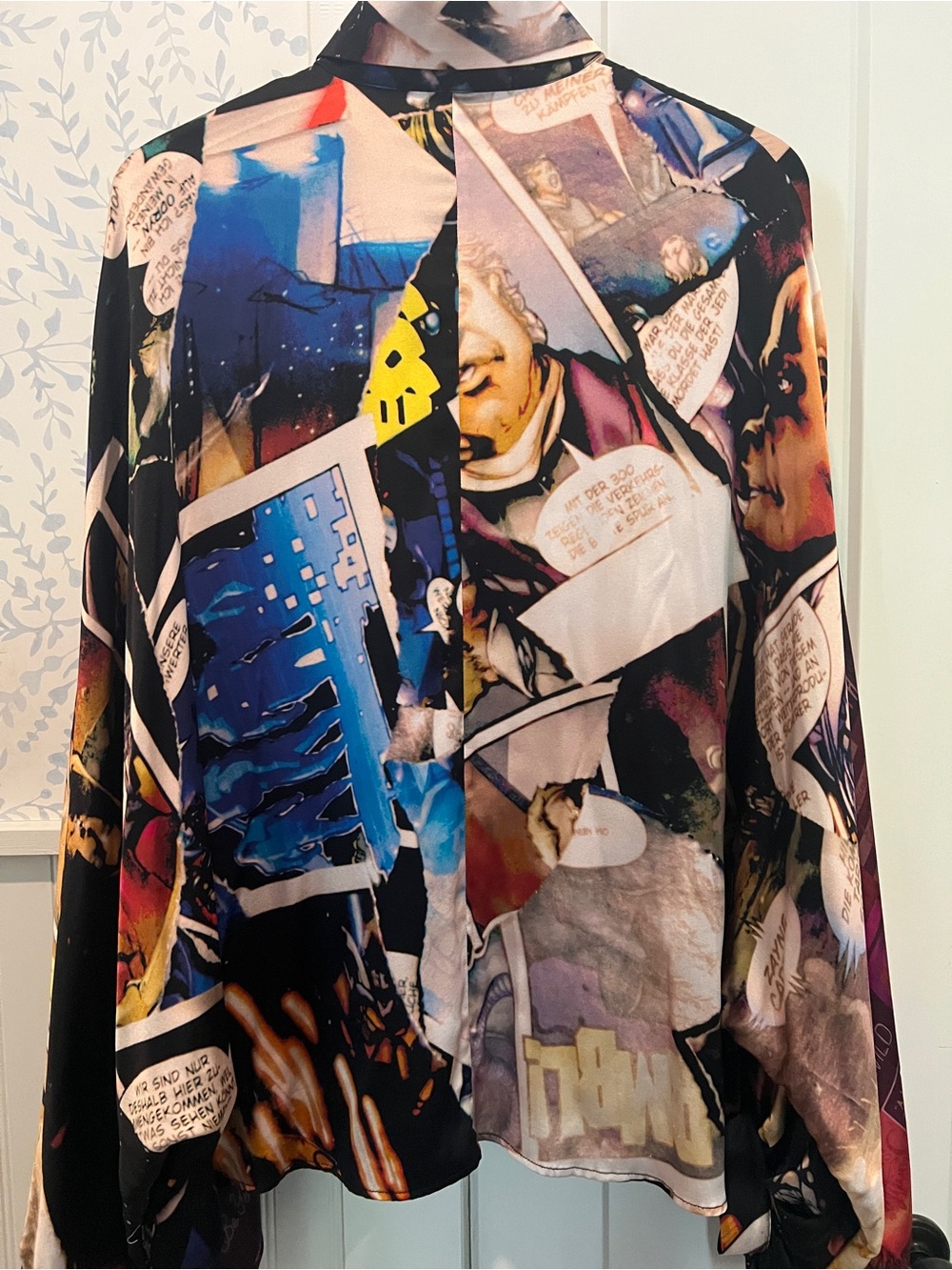 Graphic Panel Button-Front Shirt - Multicolor - Picture 5 of 5
